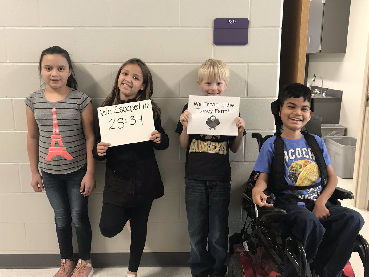 FonkensClass's tweet photo. Thanksgiving escape room. #egelem https://t.co/BecKzfDgrE