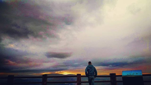 Manunogais's tweet photo. #sanroque #viveiro ☁️☁️☁️ https://t.co/0ZYVAFJ2Uf https://t.co/X3JFakID4A