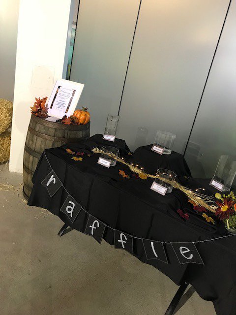 cambridge_park's tweet photo. Thank you to everyone who came to our Fall Tenant Breakfast today! Shout out to Revival Cafe &amp; Kitchen for the chicken &amp; waffles, pancakes, frittatas, and yummy breads &amp; spreads! Congrats to our Raffle Winners! #tenantbreakfast #HappyThanksgiving #tenantevents #perks #CPD #LFREP https://t.co/st5EWOAOGB