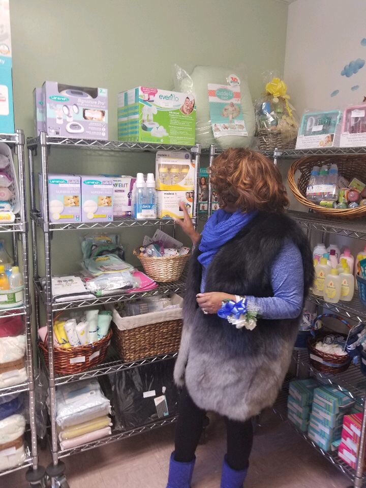 ZPhiBInc1920's tweet photo. #ZPAP2018 #MarchofDimes #ZPHIB #PrematurityAwarenessMonth #ZphiBStorksNest #macys @ZetaOnFIRE @MarchofDimes @zphibskz @DBZ_1957 https://t.co/3Q8lLmZbMn