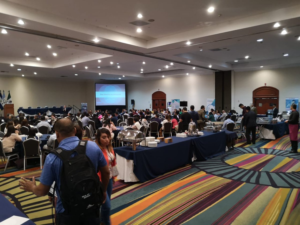 recasa_gt's tweet photo. #RECASA presente en #FarmaForum2018 un evento dirigido a la Industria Farmacéutica.
#CRdbLatina #PatGroup https://t.co/L5nNOWA1uB