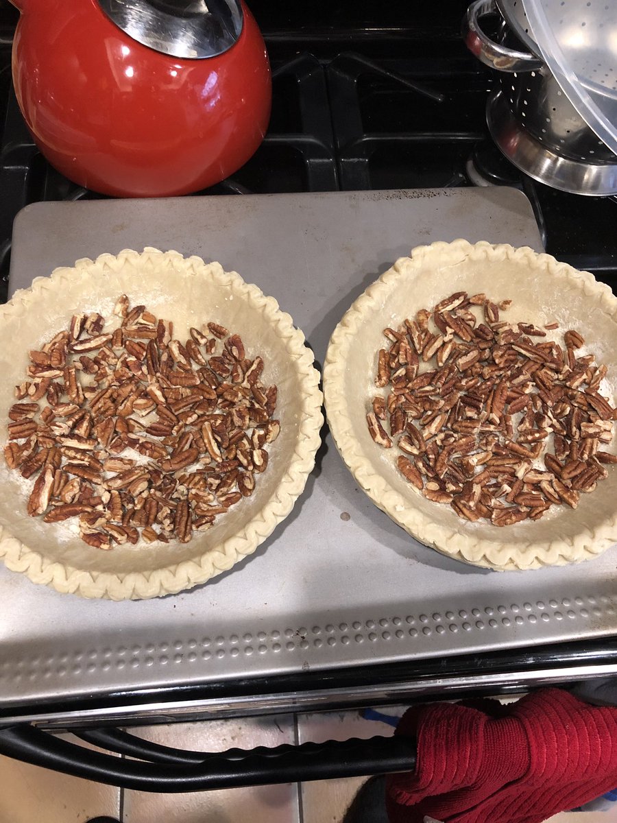 ChampsPapa1015's tweet photo. Had to put a winners number on to get my pie game on...#Rams #Goff16 #GoBears https://t.co/uiQXtgQdsp