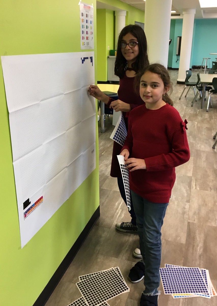 Mrs_Storz's tweet photo. Recess fun at the #hesmakerspace! https://t.co/KZ1ftGRmUk