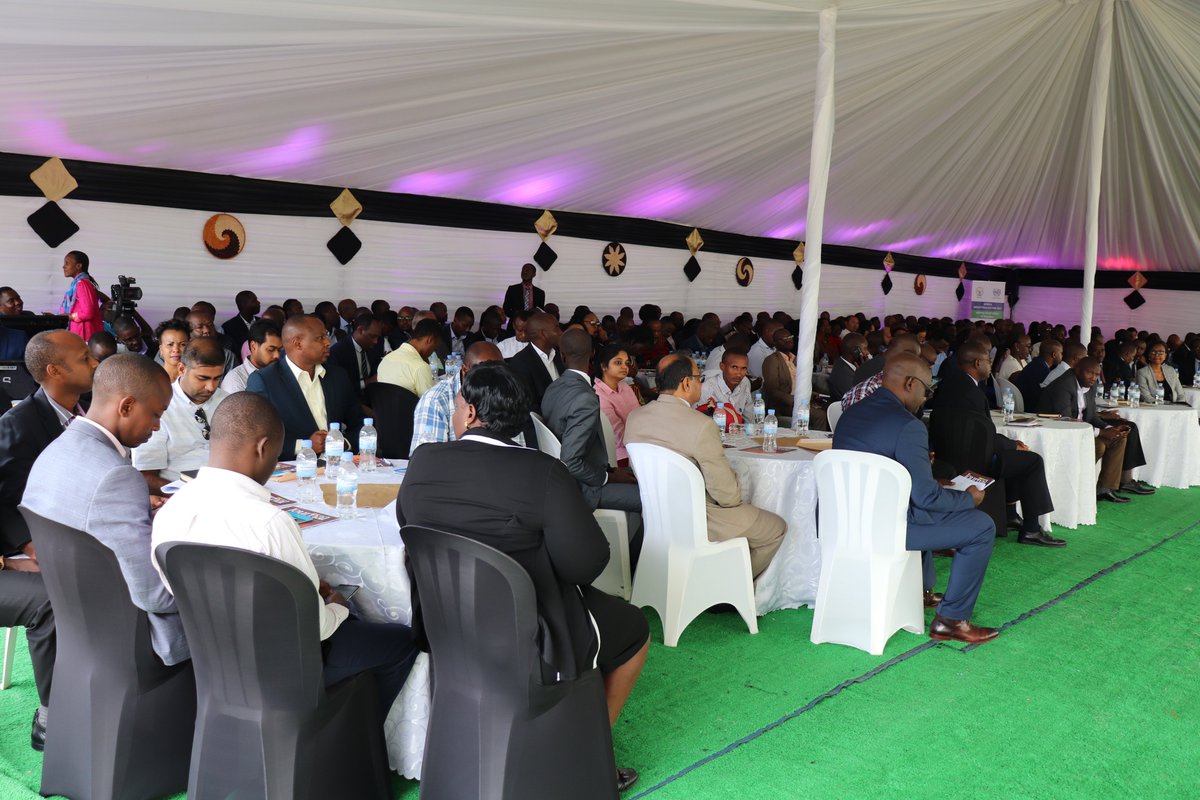 rwandastandards's tweet photo. Thank you all #Industry Captains and CEOs in public and private sectors for having made today's celebration of the World Standards Day 2018 and Africa Industrialization Day 2018 a success. Together, we achieve more! @SorayaMHlive @mikesebs @MurenziRaymond @TheRWOTDaily https://t.co/x07IOTRypo