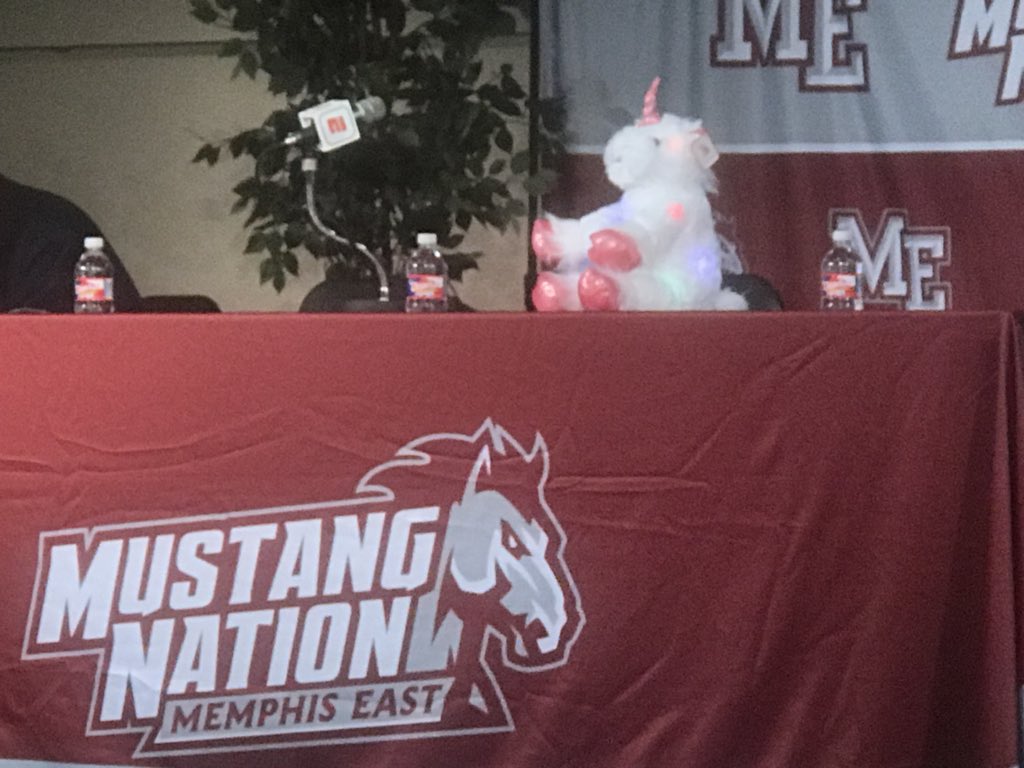 A #unicorn has arrived at East High school for James Wiseman’s announcement. Looks ready for the limelight...