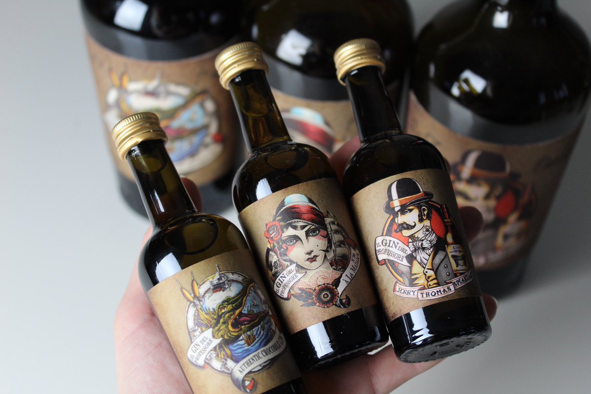 astrumwines's tweet photo. You know what they say.. good things come in small packages!
.
.
.
#comingsoon #watchthisspace #delprofessore #minitures #artisan #vermouth #spirits #astrumbar #londonbars #stockingfillers https://t.co/2AcKQeosdd