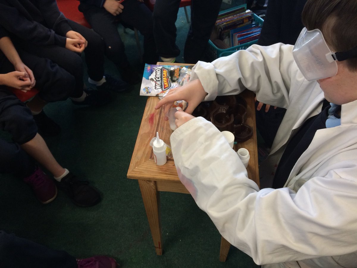 ZapTower's tweet photo. Professor Harvey blows our minds by demonstrating both #chemicalreactions AND #volcanoes🌋 in one lesson!! https://t.co/7KO6MM3NoI
