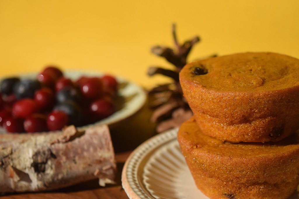 veggiesmadegr8's tweet image. Thanksgiving meal planning can be stressful, let us help! All you have to do to prepare one of our muffins is throw it in the microwave for 35 seconds. Your guests will think you just baked them! 
.
.
.
#thanksgiving #thanksgivinghack #thanksgivingplanning #mealprep