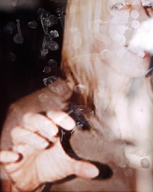 Photobook Daily.

Pre-Order TRACE, the inaugural publication of Yoffy Press' Triptych series. <a href="/tabithasoren/">tabitha soren (she/her)</a> <a href="/penelopeumbrico/">penelope umbrico</a> and Kota Ezawa each created of a small book of work based on the word 'Trace'.

mailchi.mp/photoeye/photo…