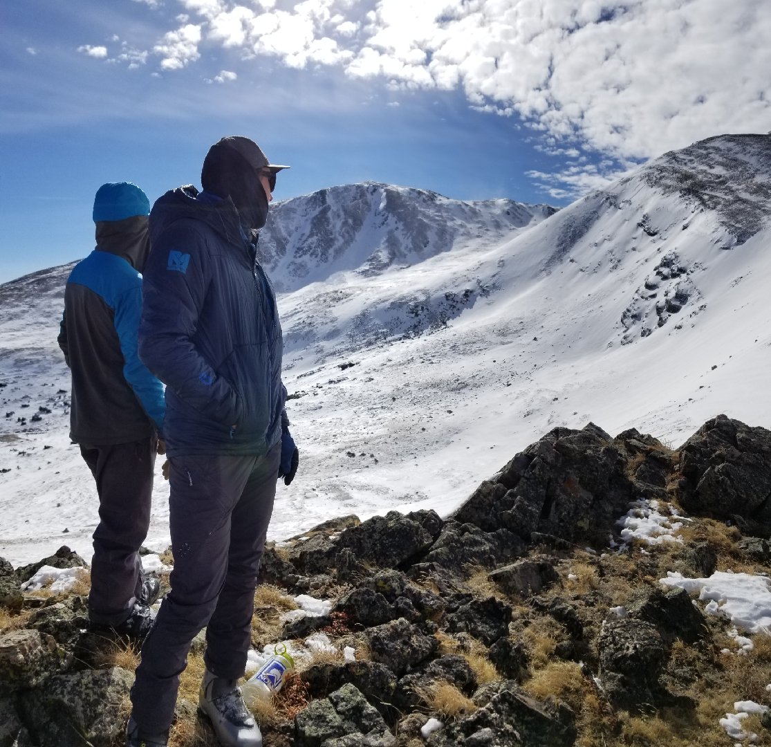 bightgear's tweet photo. "Great day up in the alpine getting some early season turns in!" @RMIExpeditions guide James Bealer (@jnbealer on Instagram) taking the Swelter out for some alpine laps. 

#builtinthevertical #skiuphill #earnyourturns #winteriscoming https://t.co/wYWk7BJVBh