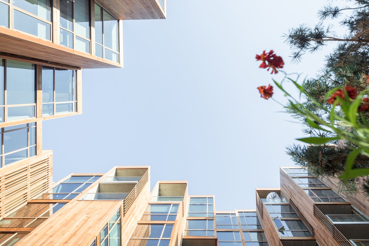 79 & Park by @BIGstertweets. bit.ly/2KkGIlV https://t.co/bWM4xTOkSR