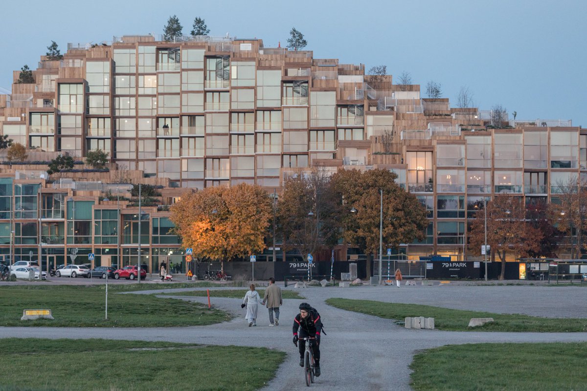 79 & Park by @BIGstertweets. bit.ly/2KkGIlV https://t.co/lbx4vEtc6Z