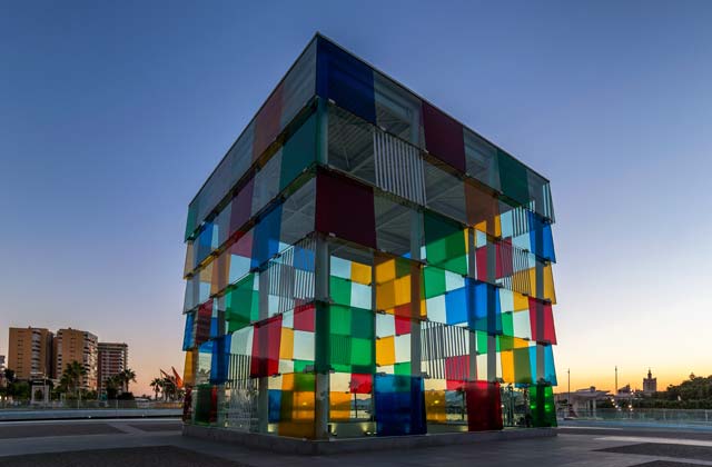 A very interesting guide about the must see #museums in our city. Take a look  at all of them. Easy to get to by bike! 🚴‍♀️

✅malagabiketours.eu/bike-tour-and-…

🏛blog.fuertehoteles.com/en/top-ten/mal…