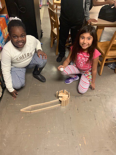 Fishkill_Lib's tweet image. 3rd Graders using KEVA Planks in the library! #kevaplanks