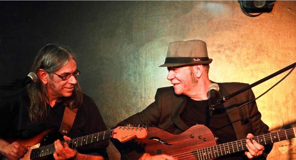 SudRadio's tweet photo. #PatrickAbrial & #Jye sont dans le @LoftMusicSR ce soir!
Ils nous présenteront leur projet commun "L'arnaque".
Côté découverte, @JessieLeeOff / #JessieAndTheAlchemists seront également présents.
À tout à l'heure, 20h! https://t.co/w2k5levEPN https://t.co/qqHjS3PoZi