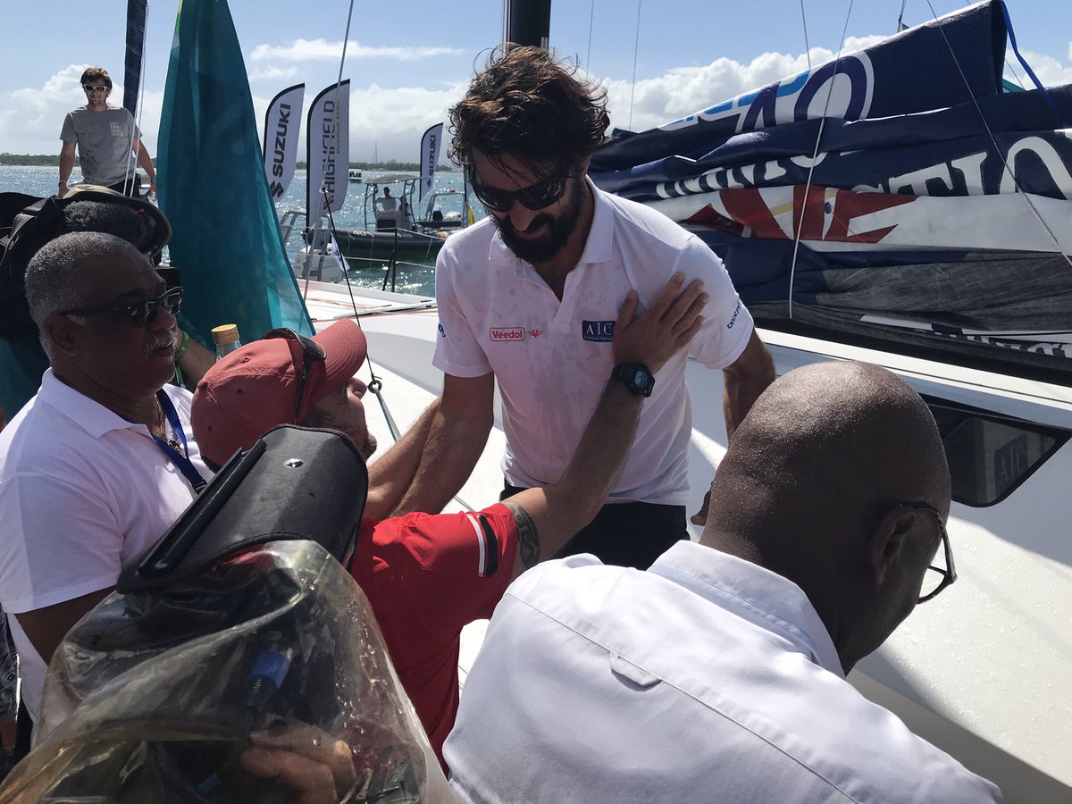 sailingdamien's tweet image. « @yoannrichomme a fait la course parfaite ! Il y a le résultat bien sûr mais aussi la manière. C’est super ! Je suis super fier de sa performance et suis content d’avoir pu aller le chercher en mer ce matin » BRAVO @yoannrichomme 🏆 VAINQUEUR en @AssoClass40 #RDR2018