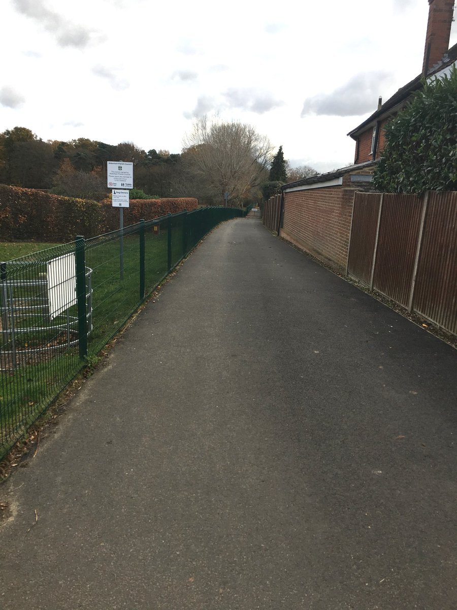 StopGen0cide's tweet photo. Have #Aldenham Paris Council (APC) wasted £200,000 on illegal development? #Radlett #Phillimore #Allotments #News https://t.co/mc0OezjPI7