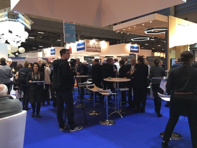 Group_Actibaie's tweet photo. #EQUIPBAIE fête ses 30 ans sur le stand H65 du Pôle Fenêtre
#Portes #Portail #Volets #Stores #Baies #Industrie #CQP #Actibaie #technicBaie #Equipbaie #Artisans #BTP #DICT #Apprentissage #Fenêtres #Chantiers #FFB #Métiers #Travaux https://t.co/PLVRYMljTc