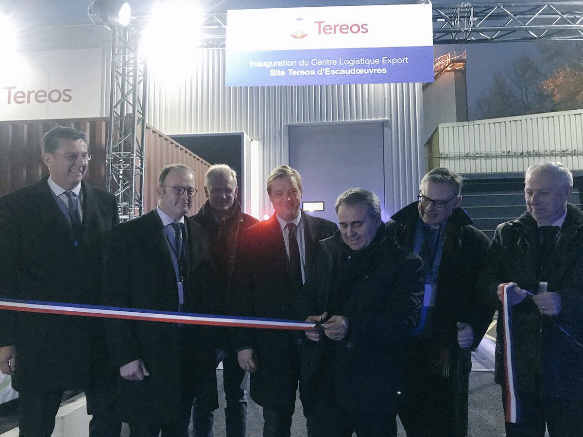 .<a href="/Tereos/">Tereos</a> inaugure aujourd’hui son nouveau centre logistique export et a choisi les @hautsdfrance et son site d’Escaudoeuvres ! Ici nous inaugurons de l’#emploi. Tereos est un groupe international qui n’oublie pas ses racines : les #paysans.