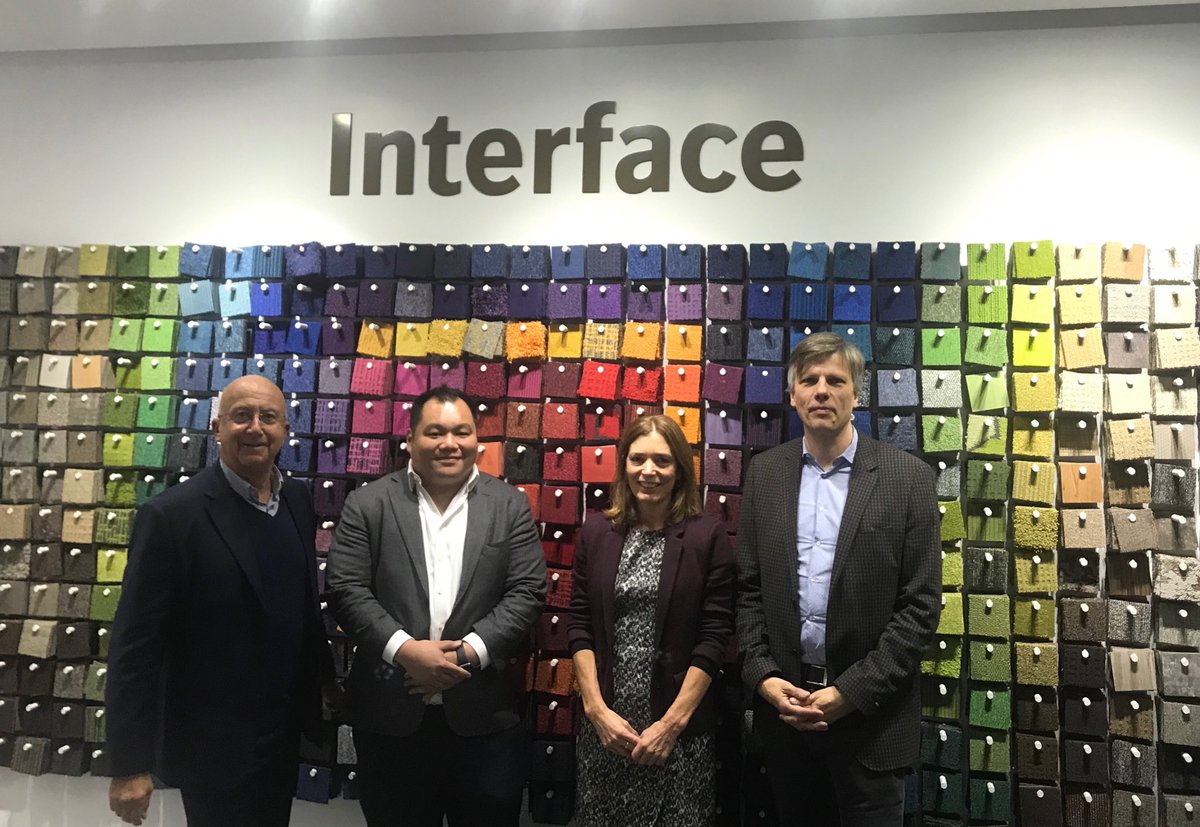 DavidGrayson_'s tweet image. Fantastic to be ⁦@Interface_UK⁩ Showrooms with ⁦@mrjonkhoo⁩ ready for our #AllInBook salon