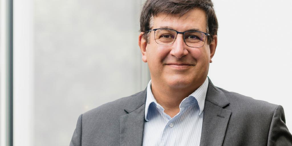 ValtusT's tweet photo. « Valtus évolue pour accompagner la transformation de ses clients » : @ABoudet a interrogé le président de Valtus @PhilSoullier au sujet du grand projet de #Transformation de l'entreprise https://t.co/aQaZWEH84W https://t.co/PQY1aMGP1x