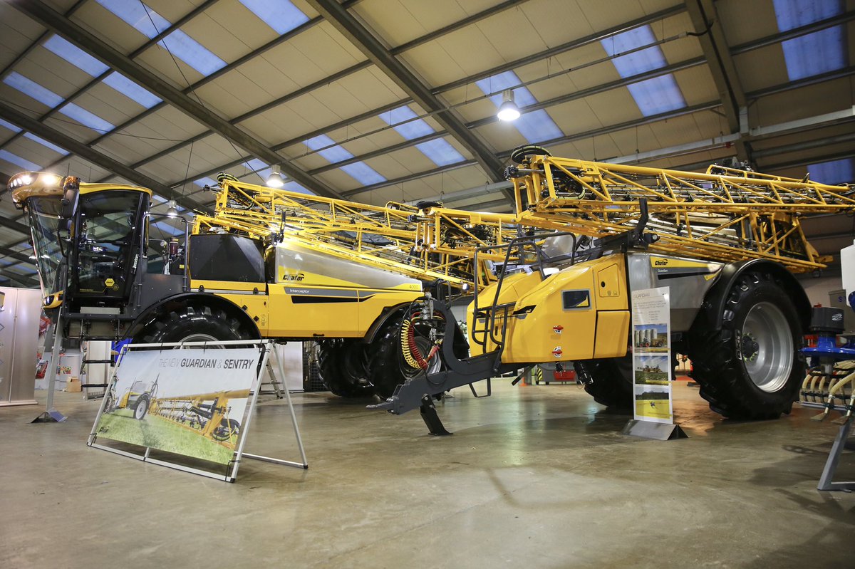 nexuschafer's tweet photo. All prepared for two days @MidsMachinery Look out for our Interceptor, Guardian and Horstine machines on the stand and take virtual tours of our product range on our Virtual Reality system, for a real view of the machines in the field 🇬🇧⭐️🔥 #chafermachinery #firstinthefield https://t.co/MpqeQZE6Fo