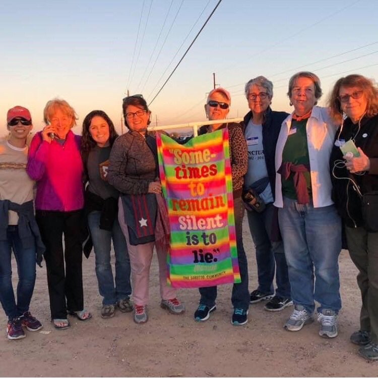 EricaCarlino's tweet photo. A beautiful show of #solidarity this weekend at #soawatch #borderencuentro2018 with my favorite people 💜 @LorettoattheUN @LorettoNews @femtaskforce @RosaLizarde https://t.co/uNj3ZJ4OvB