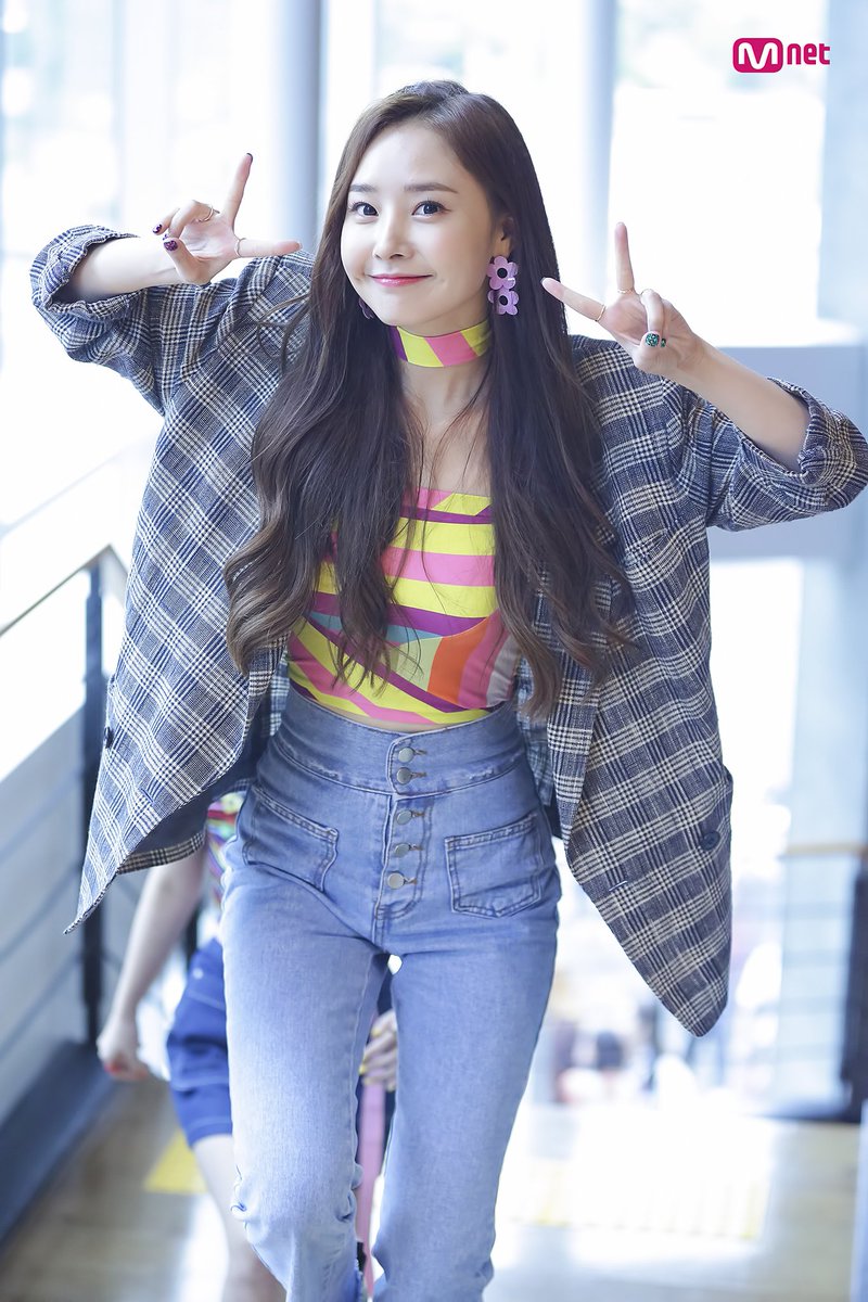 UNI_TBR's tweet photo. Em 8 de outubro de 2014, Woohee foi hospitalizada devido a um colapso pulmonar e uma semana depois, dia 14, precisou passar por uma cirurgia, ela tinha feito uma cirurgia igual em 2010 pelo mesmo problema.

#HappyWooheeDay
#유니티 #UNI_T #Dalshabet #Woohee #우희 https://t.co/UcwwsO6nZB