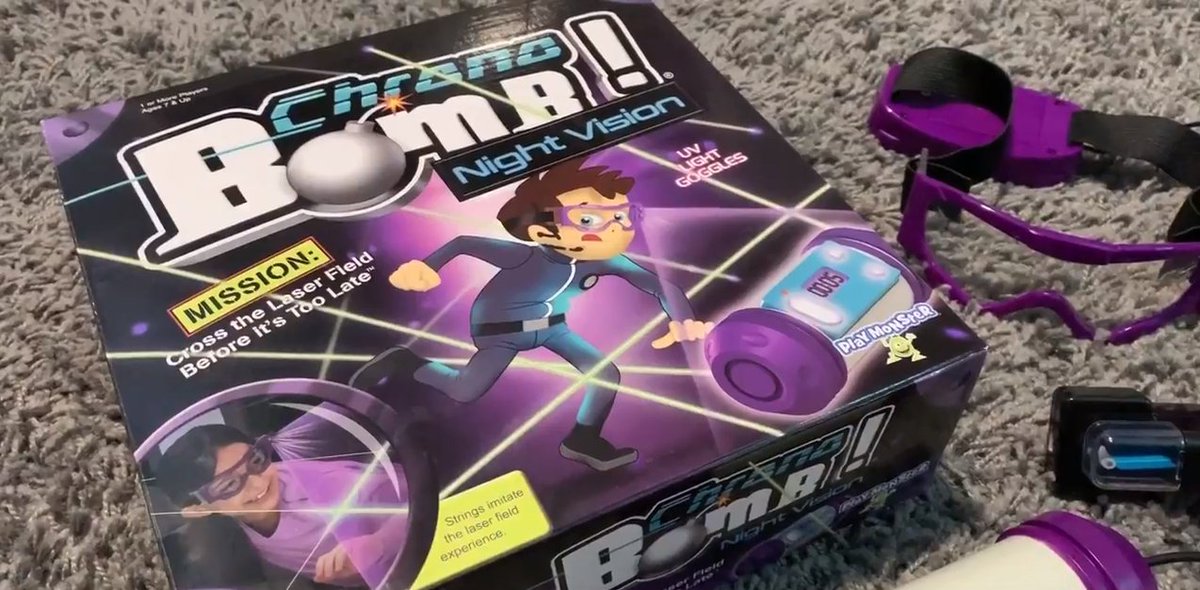 Chrono Bomb Night Vision from <a href="/PlayMonsterFun/">PlayMonster</a> is a fun #holidaygift idea! Check out <a href="/thesimpleparent/">Mariah Moon</a>'s #MomTV video that shows how to set it up and play: amazon.com/dp/B07KQG8SV6?…