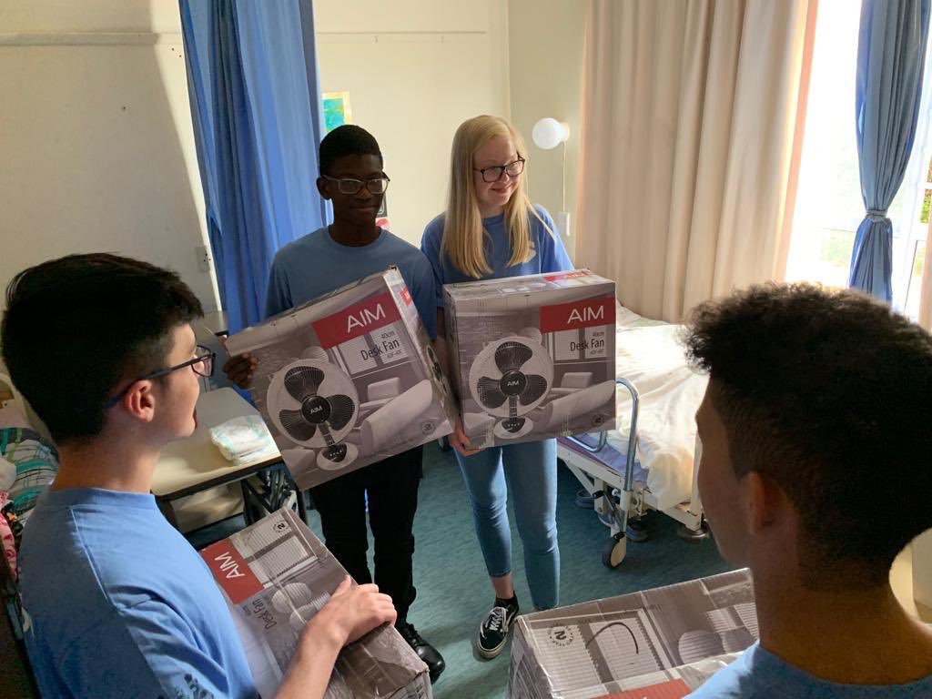 StellarBotsFLL's tweet photo. We love sharing, we visited Huis Zonnekus (an old age home) today with a donation of desk fans to their Frail Care Unit #gooddeeds #sharing #FLLSA @ParklandsTweet @FIRSTweets @firstlegoleague https://t.co/7L6SO7nf5S