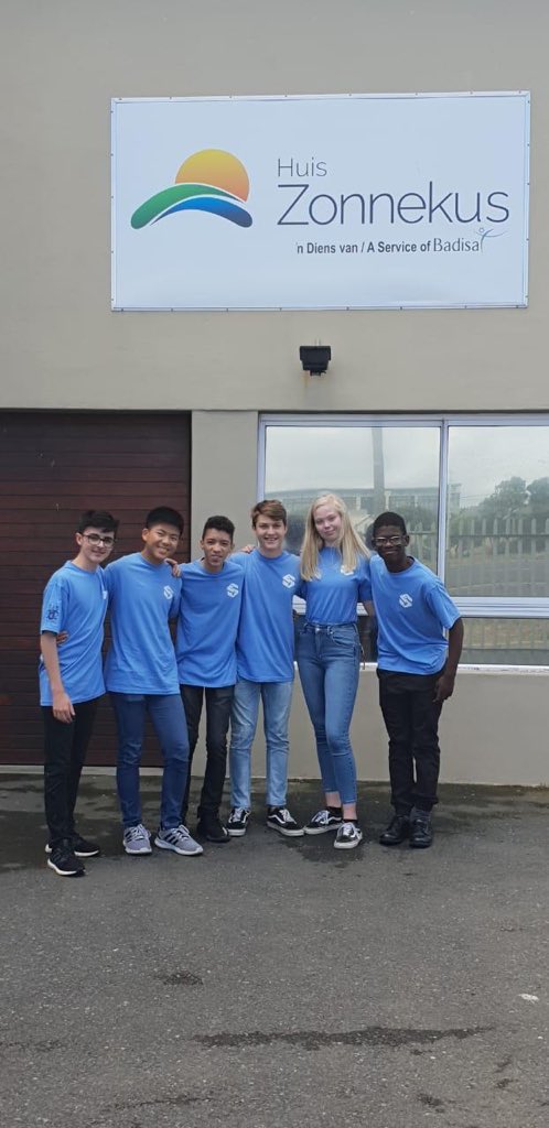 StellarBotsFLL's tweet photo. We love sharing, we visited Huis Zonnekus (an old age home) today with a donation of desk fans to their Frail Care Unit #gooddeeds #sharing #FLLSA @ParklandsTweet @FIRSTweets @firstlegoleague https://t.co/7L6SO7nf5S