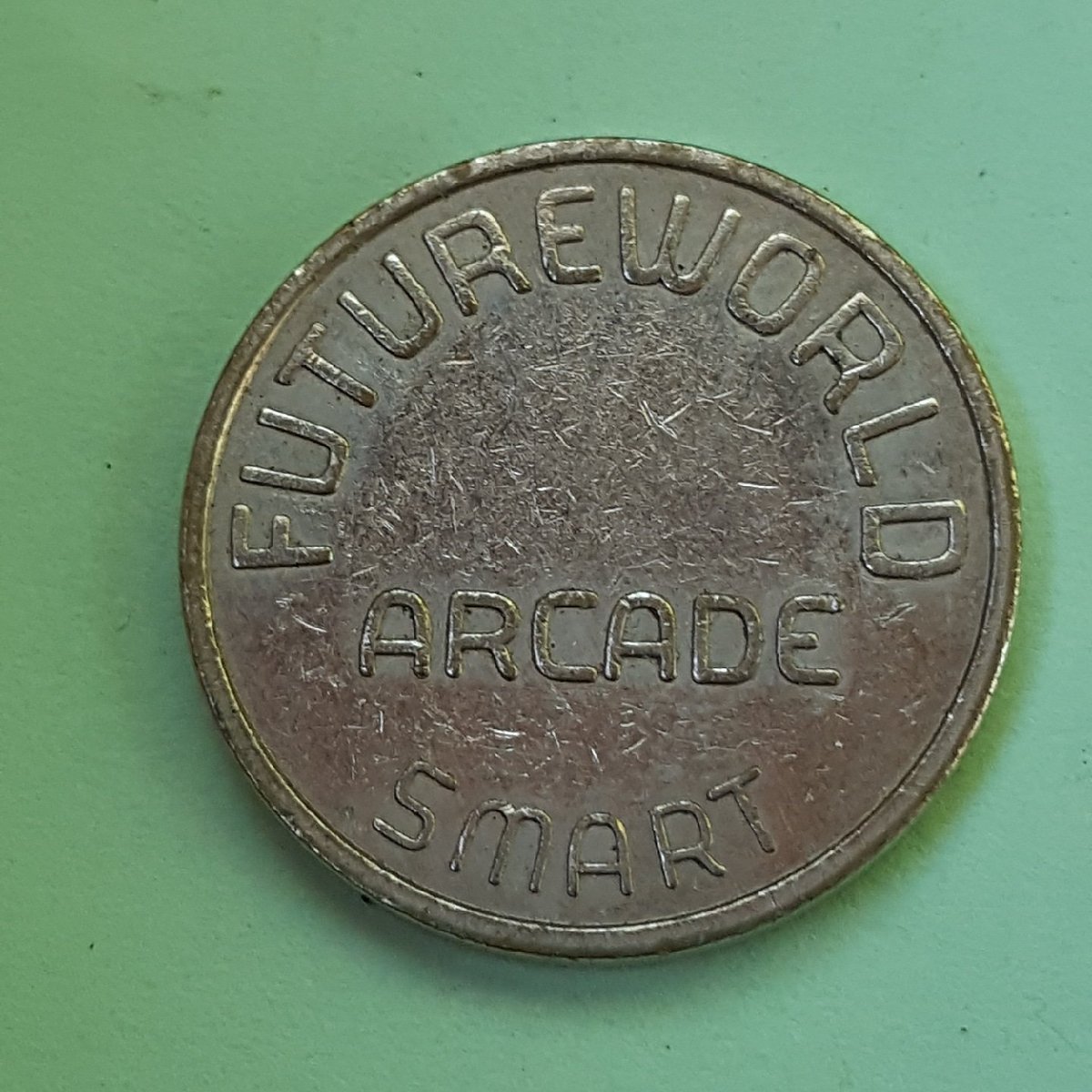 Arcade_Museum's tweet photo. #TokenTuesday! πΉ We used to have tokens end up in our machines that were from other arcades. We are hoping to hear memories or stories from this place. Do you recognize this token? #arcade #token #arcademuseum #museum #tokensonly https://t.co/Miz3LgfKAV