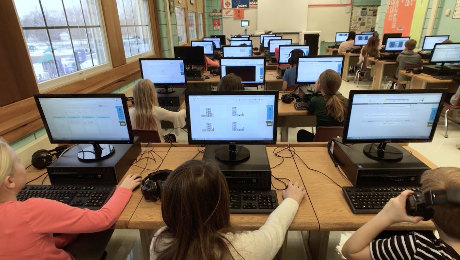 ImagineLearning's tweet photo. #Math #Students raise &amp; donate $5,000 to @RedCross for #HurricaneMichael victims by doing math and earning points on Imagine Math. Read more about how students learn to #payitforward with @ImagineLearning's charitable donation program at https://t.co/u9yJQXbv8j #edtech #educhat https://t.co/YYXZ9sF5iB
