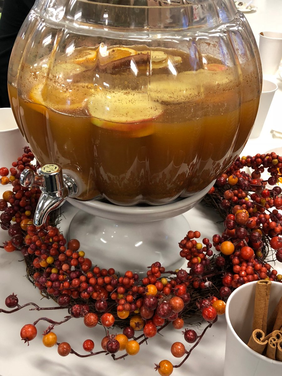 ClearEdgeIT's tweet photo. Eat, drink, and be thankful! I am happy to announce that no one at ClearEdge brought ToFurky!! We had some delicious food, refreshing beverages, and even better company! #BETHANKFUL #RealTurkey https://t.co/kC7mqnG4YJ