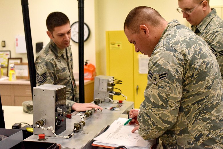 AETCommand's tweet photo. Part of the #continuumoflearning is breaking paradigms to "reimagine" learning for Mach-21 #Airmen! Check out how @SheppardAFB is breaking the "time is the constant" paradigm--focusing instead on the quality of work, skill &amp; behavior we want in our Airmen! https://t.co/2e4yHEF3sq https://t.co/4YCZbLjKTe