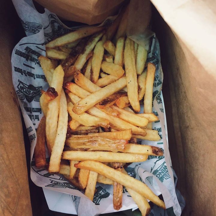 WingstopBradFL's tweet photo. Nothing's better than Wingstop's fries! https://t.co/wy62KKj6xV