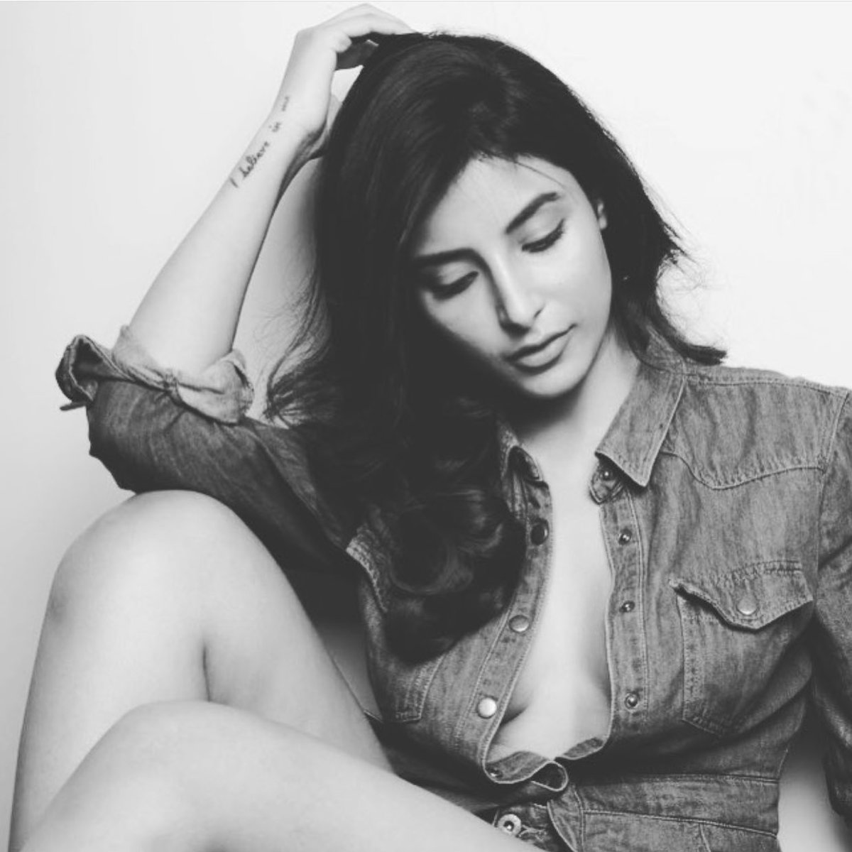 sandhirians's tweet photo. [PICS] oooof @HarshitaGaur12 🔥 https://t.co/m6bP2uFYgr