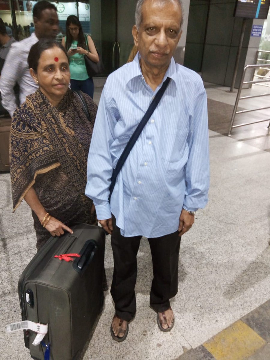 imsnmc's tweet photo. King of communication in India Prof. K. V. Nagaraj, Professor, Dept. of Mass Communication, Mizoram University along with his wife reached for the #NMC2018 https://t.co/Ut36ZioDwC