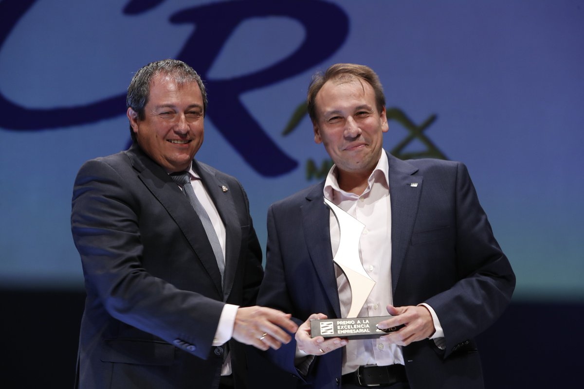 .<a href="/colcristorey/">Col. Cristo Rey</a> (Zaragoza) es la #empresa ganadora del #PremioExcelencia del <a href="/IAF_Aragon/">IAF</a> <a href="/GobAragon/">Gobierno de Aragón</a> 

¡Enhorabuena! #ForodelaExcelencia