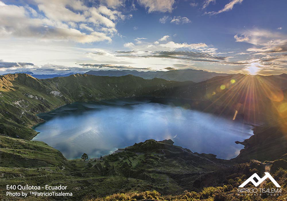 tours_mountain's tweet photo. Galería #CumbresDelPlaneta
Laguna del Quilotoa
by: @patriciotisalem
#MountainTours by @patriciotisalem
#Ecuador #mountaineering #travelers #ecuador #Cumbre #Chimborazo #Antisana #Cotopaxi #Illinizas #Cotopaxi #Quilotoa https://t.co/CFIoYuViQe