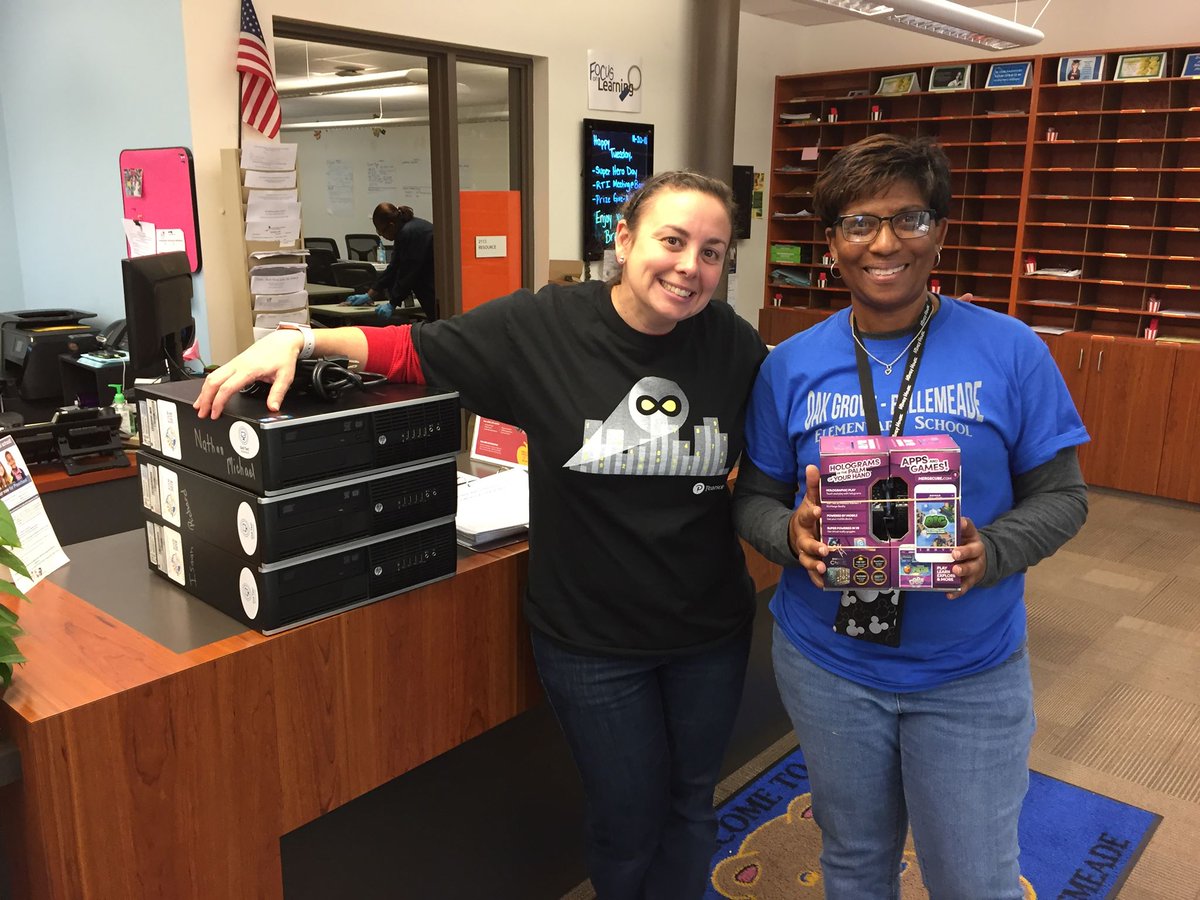 GotTecRichmond's tweet photo. Today, we made deliveries to @RPS_Schools of @MergeVR Cubes and PCs to teachers at Oak Grove Bellemeade ES, @milesjones_rps, @PHSSA_RVA, @JHBlackwellRPS, Boushall MS, Broad Rock ES, and @lmbmsrva.

We can't wait to see what you and your students create with these! https://t.co/GvikVHyM1i