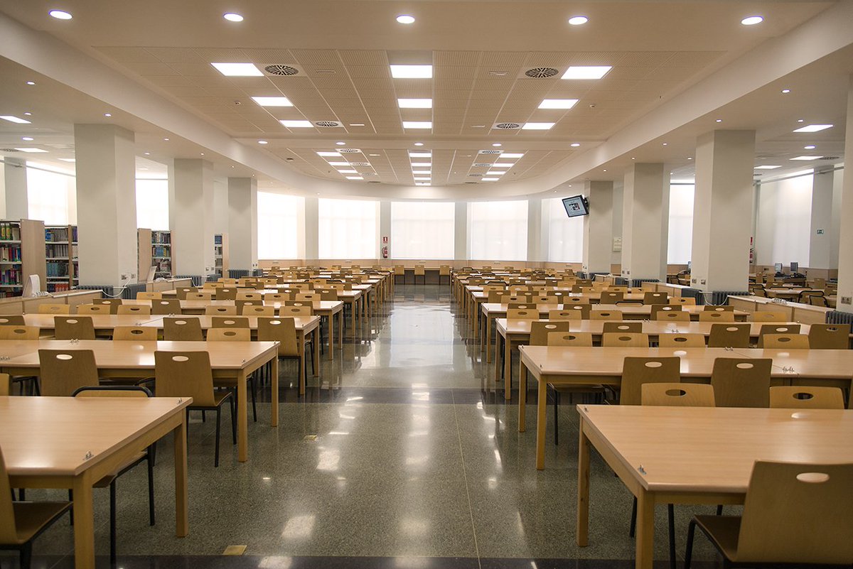 Desde ayer la renovada Biblioteca de Medicina de <a href="/unicomplutense/">Complutense</a> tiene nombre de mujer: Elvira Arquiola, catedrática de Historia de la Medicina de nuestra Universidad. Un pequeño acto de justicia hacia todas la mujeres que hacen grande a la #UCM.