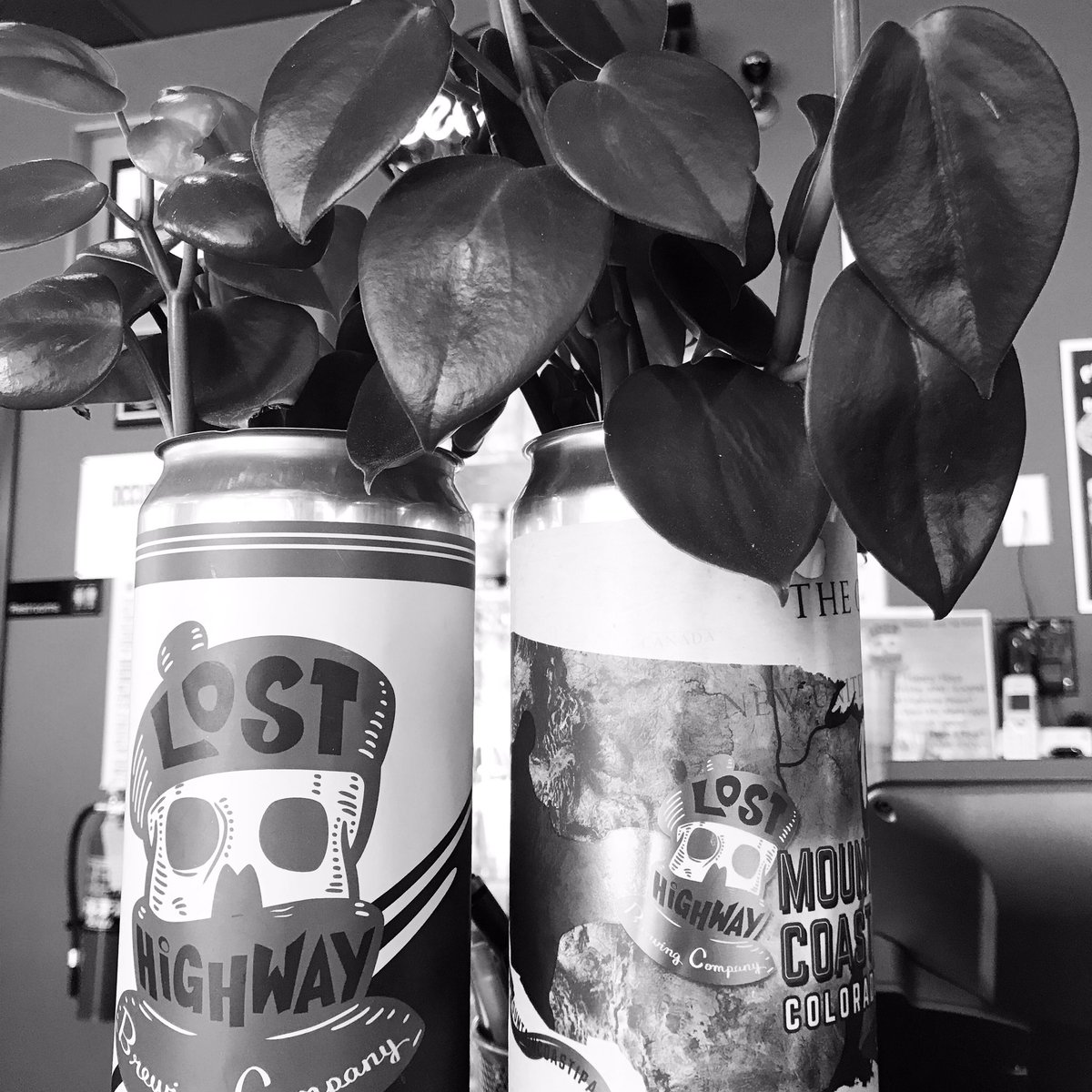 $5 Unlimited Crowlers with the purchase of a pint Wednesday-Monday. Black Friday Starts Early and Continues to Cyber Monday at Lost Highway Brewing. #crowlers #blackfriday #getlostwithus