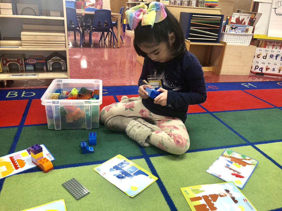 preschoolstars's tweet photo. These 2 students spent most of center time using direction cards to build animals with #Duplos. Talk about persistence! #engineers #futureprogramers #stem @LEGO_Education https://t.co/9xNfONzzAd