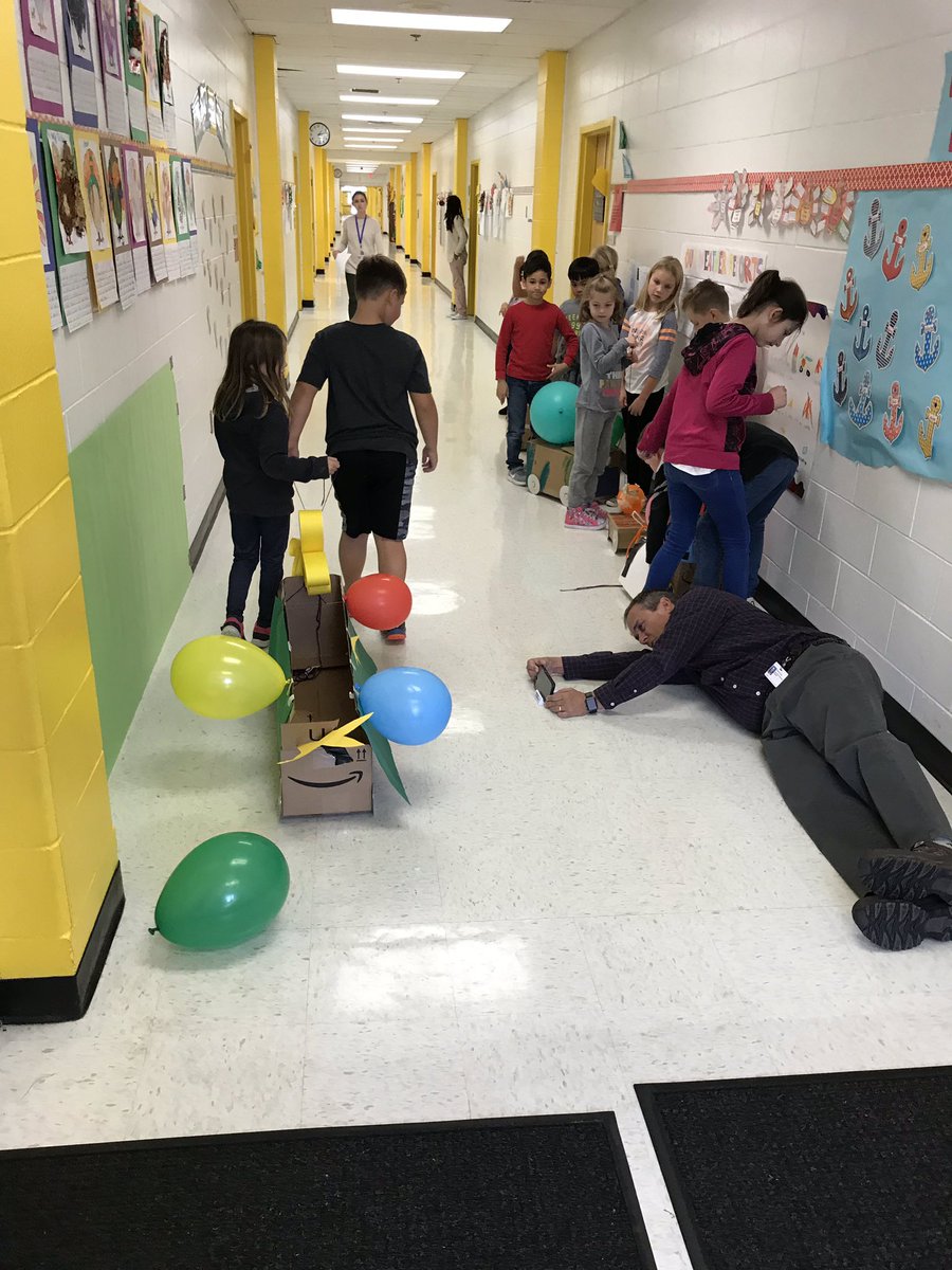 Danielle Minehan tweet media