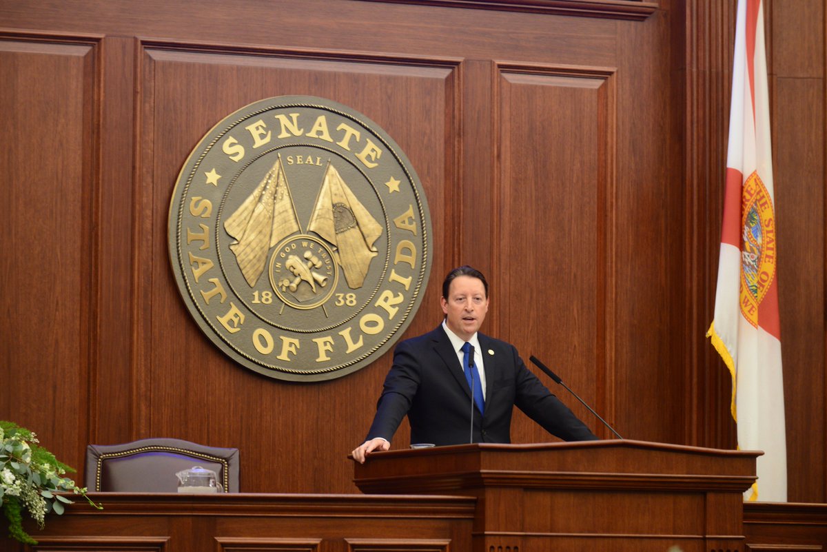 BillGalvano's tweet photo. Thank you to my fellow Senators and all who worked so hard to make today such a memorable event! I am honored to serve as the 88th President of the @FLSenate and look forward to the next two years. https://t.co/JfhgyPpoHo
