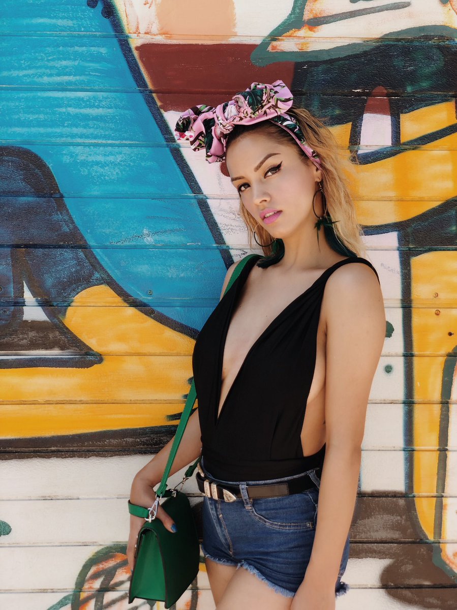 bhavantu_yoga's tweet photo. ๐จ๐ด
#lapaulinablog #DeFinaCoqueteria #Fashionblogger #girlpower #colombianblogger https://t.co/m2P2ftbAAQ