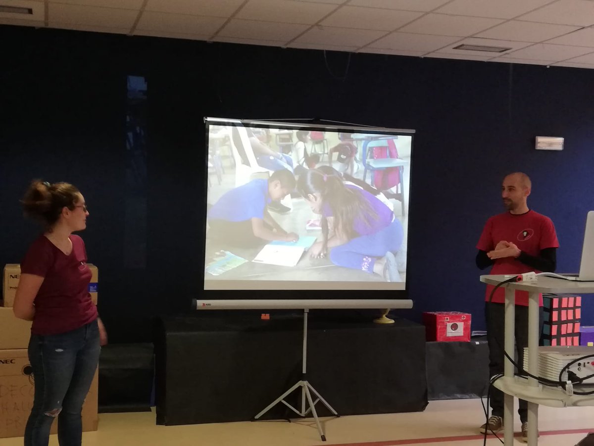 AsocManabi's tweet photo. Muchas gracias un año más al colegio Antonio Mingote y a sus profes por dejarnos compartir con vosotr@s este día tan especial
@ColegioMingote @ampamingote #DíaUniversalDelNiño https://t.co/a5SgW5Uioi