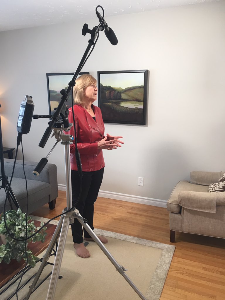 LeadingMindsLab's tweet photo. We’re working on new content and will be releasing a series of videos on practical strategies for building a mindset for innovation. Stay tuned! #behindthescenes #mindsetmatters #leadingminds https://t.co/n36iiHoe07