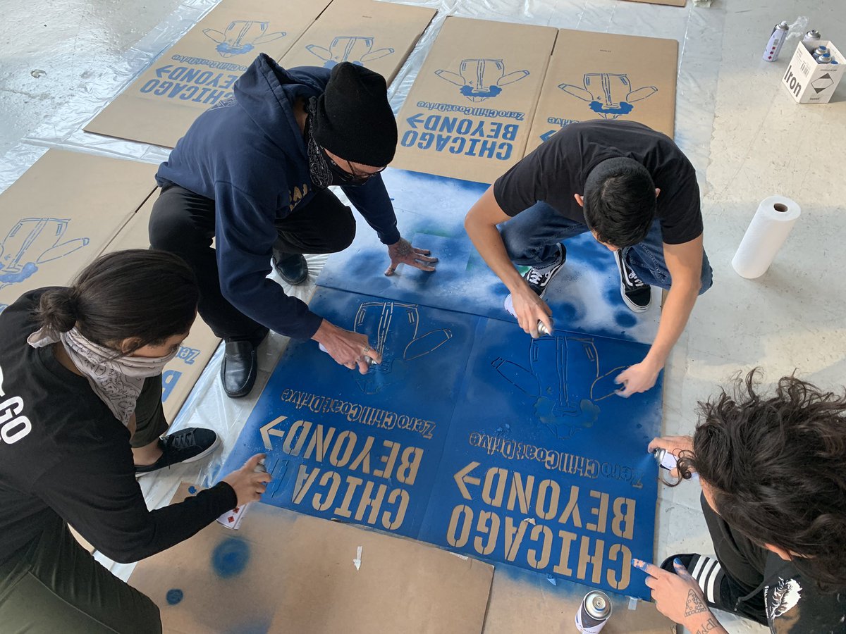 Chicago_Beyond's tweet photo. Getting ready for our first #ZeroChillCoatDrive and thankful for all partners who have signed on to host a π¦. Interested in gathering coats to keep #Chicagoβs kids warm this winter? Email us at info@ChicagoBeyond.org. https://t.co/Dq7810AptT